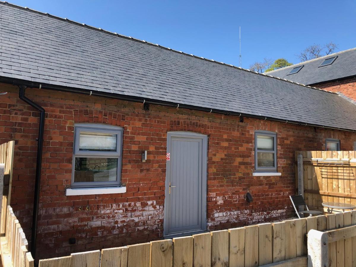 The Cow 'ouse, Wolds Way Cottages, 1 Bed Apartment *